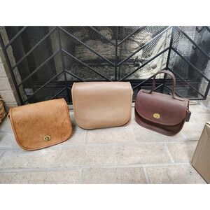 READ DESCRIPTION BEFORE BUYING! COACH LOT SOLD AS IS - MOLD MEASLES